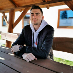 Felhasználó